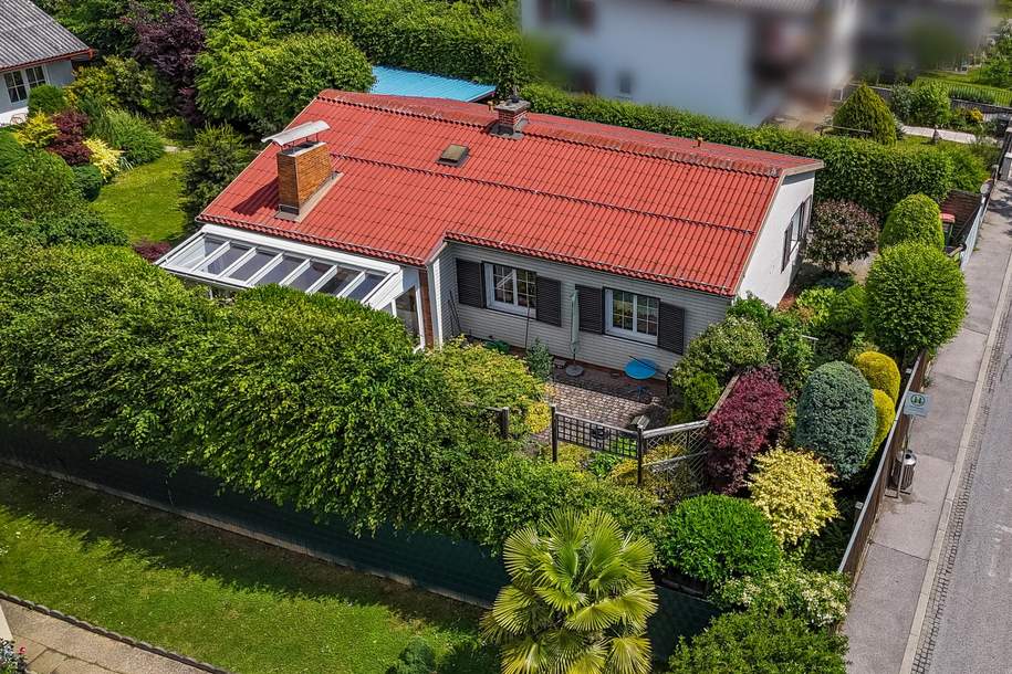 Zwei Einfamilienhäuser auf großzügigem Grundstück in sonniger Lage, Haus-kauf, 585.000,€, 8041 Graz(Stadt)