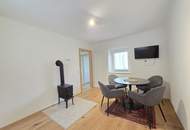 Klein - Fein - Mein - Tolles Klein- Wohnhaus mit angepasstem Grundstück samt Gartenhütte, Parkplatz und Abstellfläche