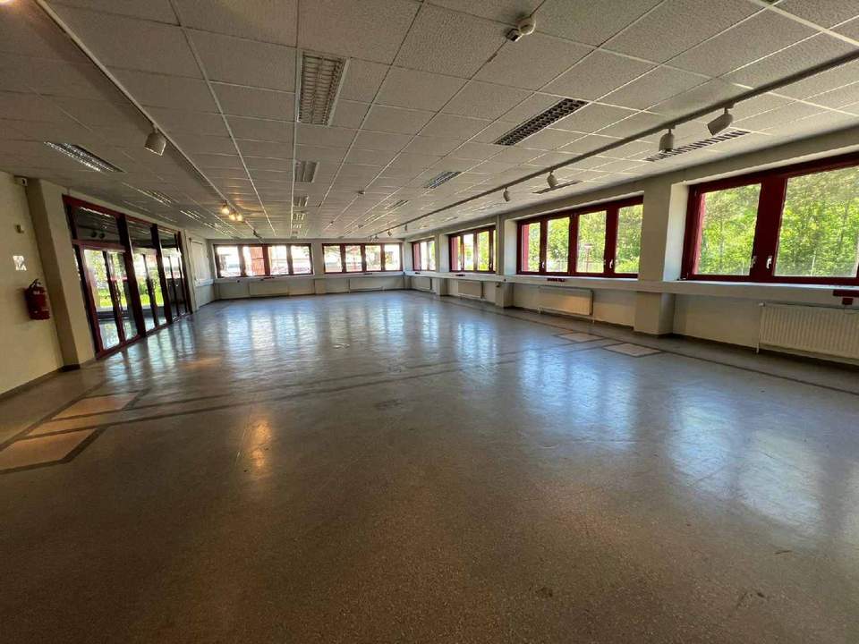 Optimal gelegene EG Bürofläche Nähe Inzersdorf zu mieten