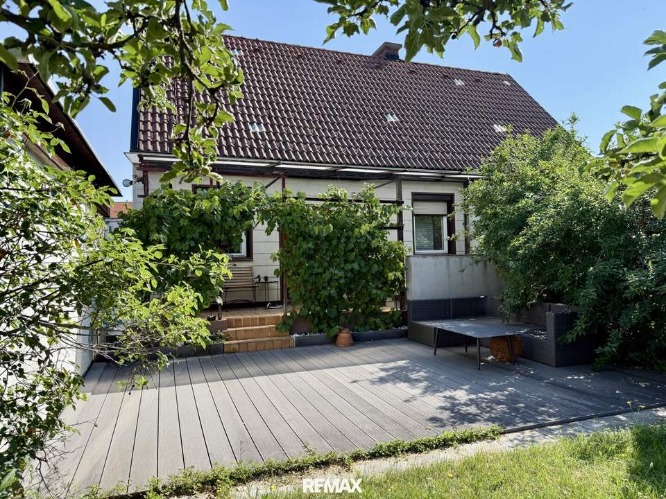 Charmantes Einfamilienhaus mit ca. 99,10 m² Wfl. auf 1.027 m² Eigengrund zu kaufen!