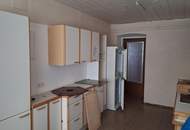 *DRAMATISCHE PREISANPASSUNG – NICHT VERSÄUMEN* Mehrparteienhaus mit unzähligen Möglichkeiten im Ortskern von Weinburg am Saßbach