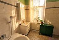 Gepflegte Altbauwohnung im 3. Stock mit modernem Komfort und perfekter Aufteilung - 2 Zimmer, DAN-Küche & Wellnessbad in bester Hernalser Lage