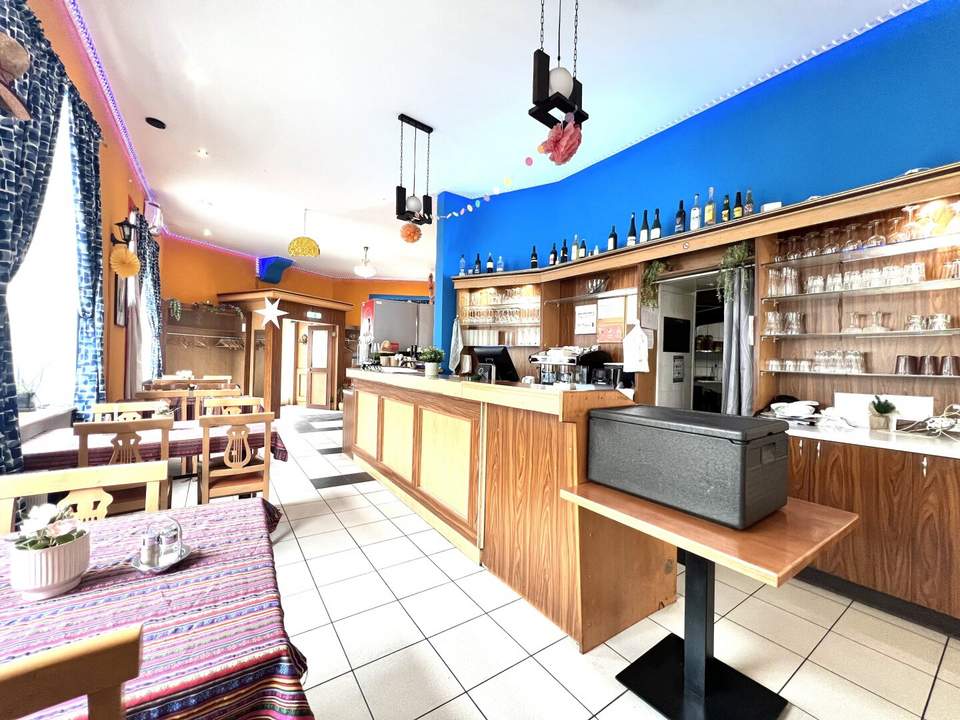 TOP PREIS I UNBEFRISTET I GASTRONOMIELOKAL TOP ANGEBOT in Döbling I mit 29m² Schanigarten I sehr großzügig I klimatisiert I großer Keller I hochfrequentierte Lage I Straßenbahnstation direkt gegenüber