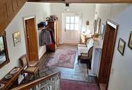 Einzigartiges Anwesen mit Innenhof, Geschichte und außergewöhnlicher Substanz