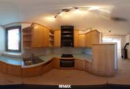 4 Zimmer Wohnung 97 m² mit kleinem Garten und Sichtglas Kaminofen