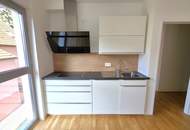 Koffer packen & einziehen – Ihr Rundum-Sorglos-Paket: Erstbezug, moderne 3-Zimmer-Wohnung mit 2 Balkonen, stilvoller Möblierung & moderner Haustechnik
