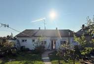 Einfamilienhaus mit Garten, Einfahrt & Nebengebäuden