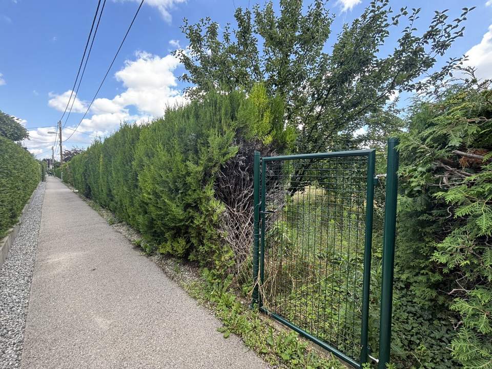 1210 Sonniges Grundstück! EIGENGRUND in schöner Kleingartenanlage!