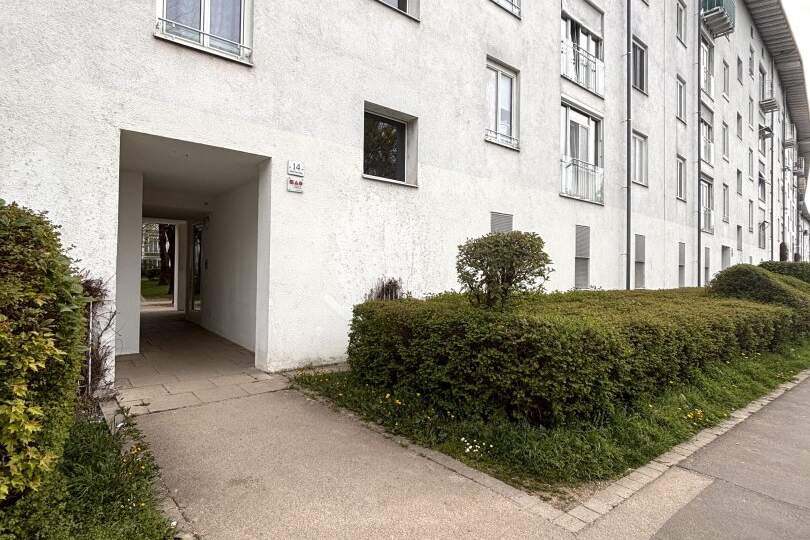 Viel Platz zum Wohnen: 3,5 Räume mit einer Ess-Veranda, Lift und Parkplatz in Linz/Ebelsberg! Ab SOFORT verfügbar!, Wohnung-miete, 958,20,€, 4030 Linz(Stadt)