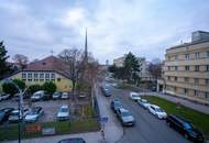 Exklusive 3 Zimmer Wohnung mit südseitiger Loggia und Balkon