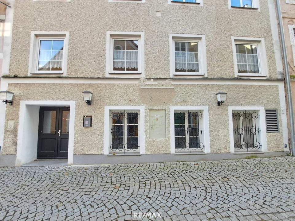 Gut geführte Bar im Zentrum