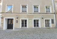 Gut geführte Bar im Zentrum