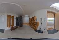 Architektenhaus in sonniger Ruhelage mit Spiral-Weinkeller, Infinity Pool und Burgblick