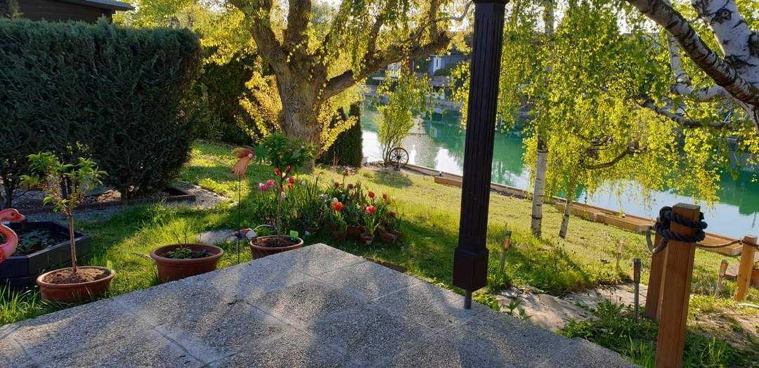 Badebungalow auf Pachtgrund mit direktem Seezugang