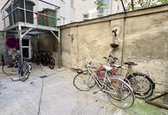 SANIERUNGSBEDÜRFTIGE 2-ZIMMER-WOHNUNG IM STILALTBAU NÄHE BOTANISCHER GARTEN