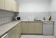 Möbliertes Büro / 1 Zimmer / PKW-Stellplatz möglich