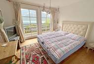 Ferienhaus mit Panoramablick und privatem Seezugang am Attersee