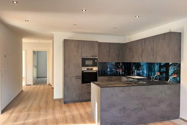 Barrierefreie 4-Zimmer-Neubauwohnung mit Lift, großem Keller und 2 PKW-Stellplätzen in ruhiger Lage, Wohnung-miete, 1.890,00,€, 6200 Schwaz