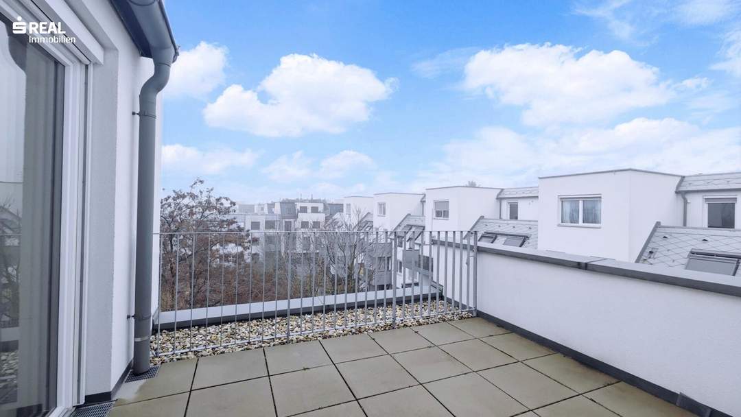 NETTE 2-ZIMMER-TERRASSENWOHNUNG IN DER HIRSCHSTETTNER STRASSE