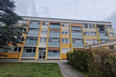 SELTENE GELEGENHEIT AUF EINE TRAUMHAFTE, GROSSE 5-ZIMMER-FAMILIENWOHNUNG MIT LOGGIA IN ZENTRUMSLAGE VON KORNEUBURG, Wohnung-kauf, 349.000,€, 2100 Korneuburg