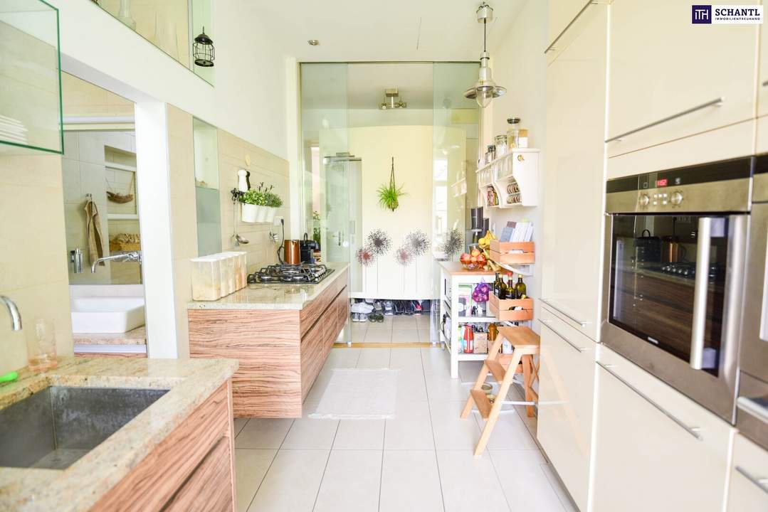 Charmante Altbauwohnung im Herzen von St. Leonhard, nur einen Steinwurf von der TU Graz entfernt! 3-Zimmer-Wohnung mit idealer Raumaufteilung und gemütlichem Innenhofbalkon – ein Traum für Stadtliebhaber!