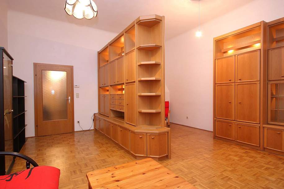 Wohnen im Grazer Trendbezirk Jakomini – großzügige Garconniere nahe City!, Wohnung-kauf, 155.000,€, 8010 Graz(Stadt)