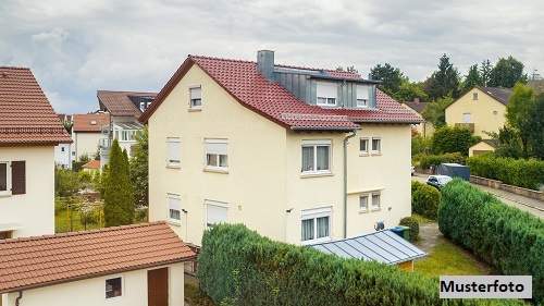 Attraktives Zinshaus mit Wohn- und Gewerbeeinheiten