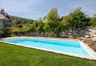 Luxus-Dachgeschoss 133,81 m² mit Terrasse, Designer-Inselküche & Spa-Bad – Weinbergblick + Poolnutzung - Voll möbliert