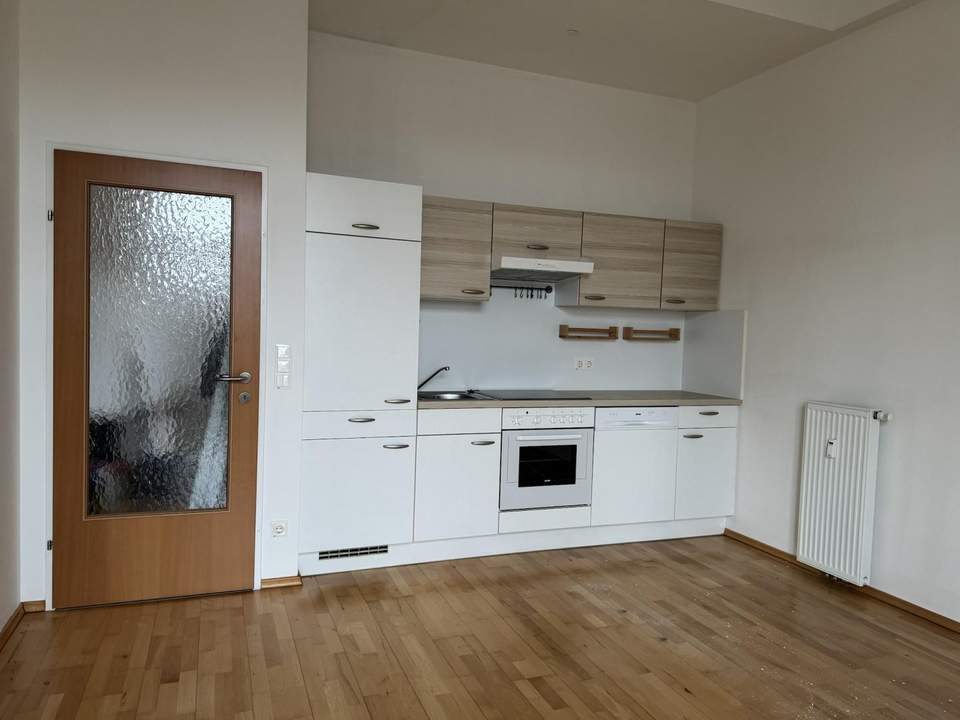 2-Zimmer-Wohnung mit großzügigem Balkon zu vermieten