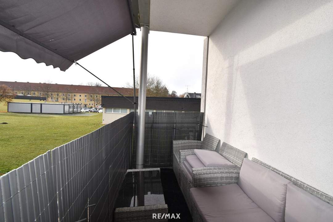 ANLEGERHIT – vermietete 2-Zimmer-Wohnung mit Balkon in zentraler Lage - Top W 7! Nähe BMW, SKF!!