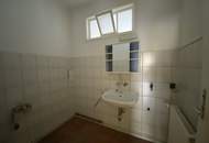 ca. 106m2, 4 Zimmer zu SANIEREN, 2 EINGÄNGE!