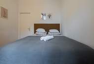 zwei Altbau- Wohnungen, unsaniert