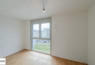 Großzügige Neubau-Dachgeschosswohnung mit Grünblick und Balkon/Terrasse - ab 1.7.26!