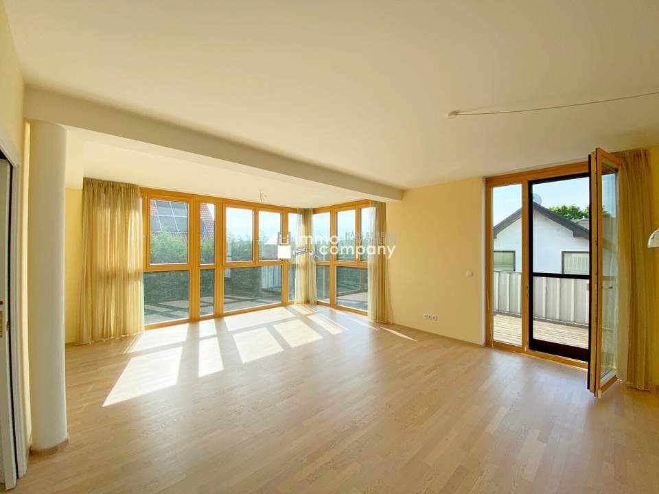 Traumhafte 3-Zimmer-Wohnung mit Balkon und Garage in Gießhübl!