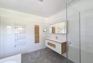 Helle Mietwohnung im 1.OG in absoluter Ruhelage mit Freisicht samt Ostbalkon, Loggia, Carport mit Abstellraum und ein Parkplatz.