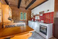 Holzblockhaus mit Charme – 3 Zimmer, Balkon &amp; Kamin!