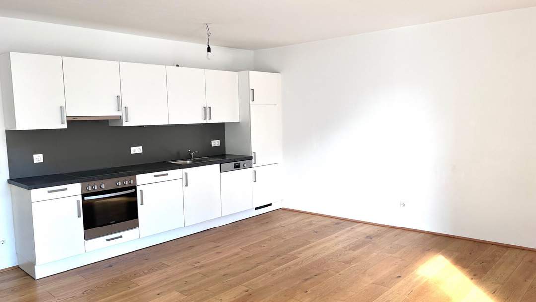 HERNALS - HERRLICHE 2-ZIMMER-WOHNUNG MIT LOGGIA UND BADEZIMMER EN SUITE
