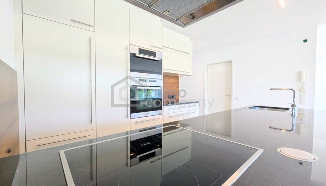 Exklusive 4-Zimmer-Gartenwohnung in Bludenz | 100m² Wfl. | 23m² West-Terrasse | 193m² Garten mit Bergblick | TG-Stellplatz