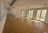 Großzügiges Büro im DG - Inklusive privater Terrasse!