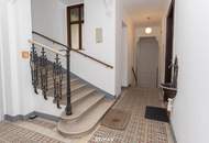 Lichtdurchflutete Dachgeschoß-Maisonette mit zwei Terrassen in Toplage nahe Währinger Straße / WIFI