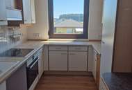 Sonnige 3 Zimmer Wohnung mit Balkon und Garage!