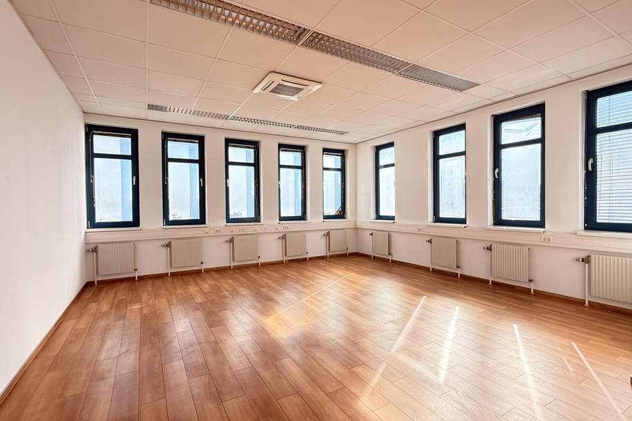 Hochwertige Bürofläche in gefragter Lage mit Garage und U-Bahn-Anschluss, Gewerbeobjekt-miete, 10.488,96,€, 1030 Wien 3., Landstraße