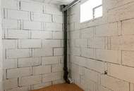 ERSTBEZUG nach Sanierung | 3 Zimmer + separate Küche | Tageslicht-Bad | Tischler-Küche mit Siemens Geräten | Freier Mietzins