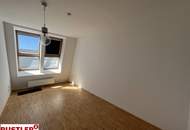 Traumhafte Maisonettewohnung mit Dachterrasse und Kamin - Blick auf den Stephansdom