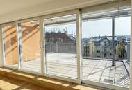 Freifläche auf zwei Terrassen mit Schönbrunnblick und Blick auf Steinhofkirche: neu sanierte und klimatisierte 2-Zimmer-Wohnung!