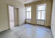 Sanierungsbedürftige Altbauwohnung in Prachtvollen Altbauhaus | Best-Lage Meidlings!