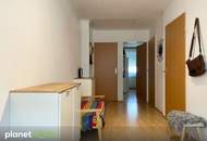 Großfamilie willkommen: neuwertiges Wohnhaus in ruhiger Siedlungslage
