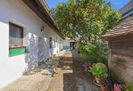 Renovierungsbedürftiges Bauernhaus mit idyllischem Garten in Schalladorf