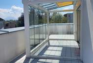 Penthouse-Feeling mit 41 m² Terrasse &amp; exklusivem Glasverbau – Wohnen auf höchstem Niveau