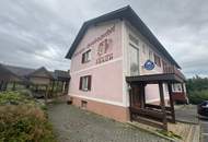 Ehemalige Pension mit viel Platz für mehrere Wohneinheiten in Greinbach-Penzendorf